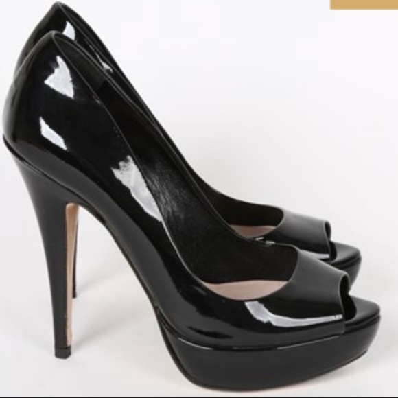 MIU MIU black patent leather peep toe pumps - Picture 2 of 11